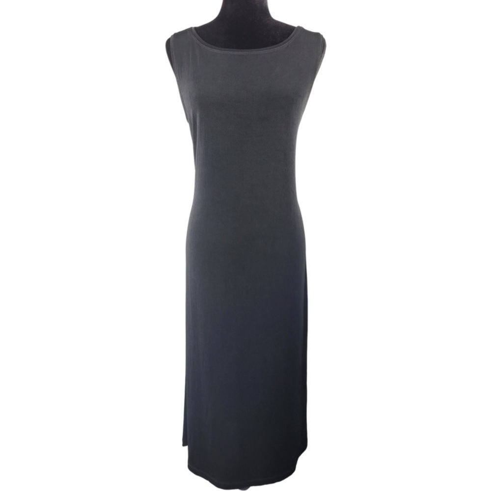✅ Chico’s Travelers Classic black sleeveless dress size 2